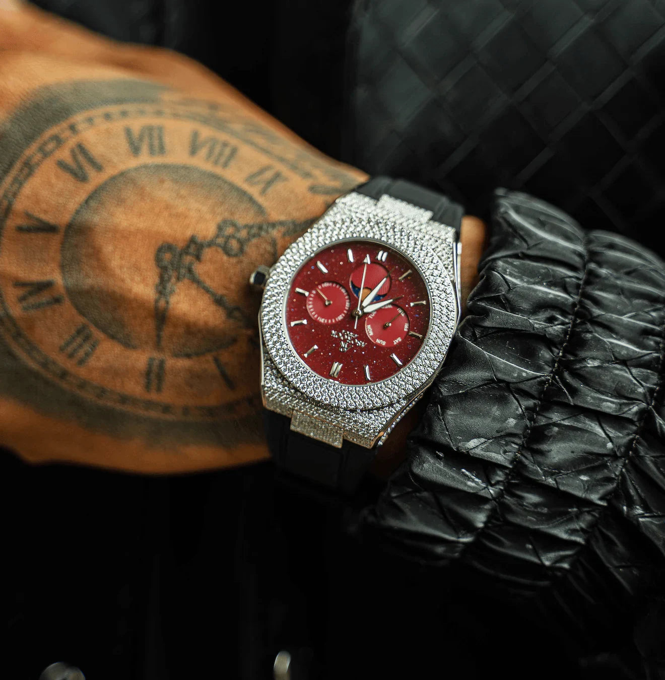 Iced transporter - small diamond bezel - rubber strap