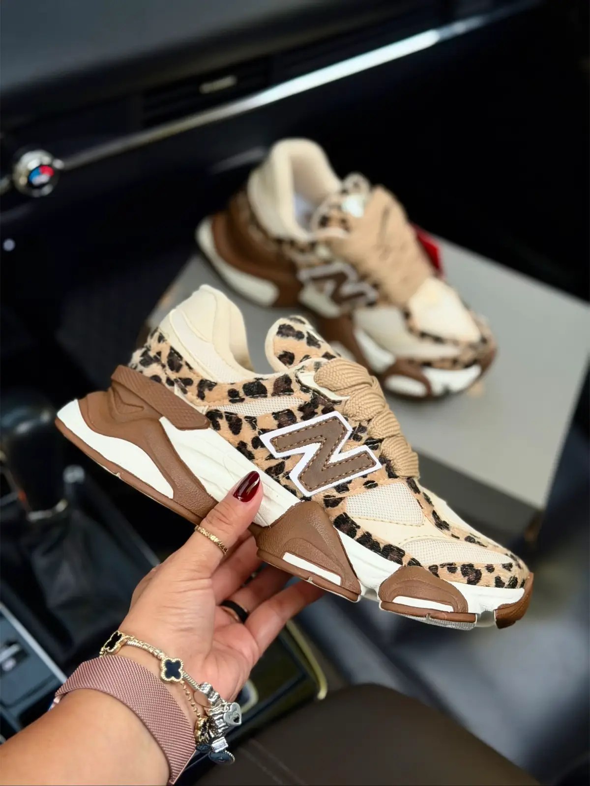 Animal Print NB 9060