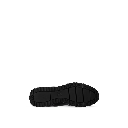 Sneaker Run Away - #13