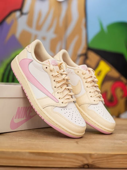 Jordan 1 Retro Low OG SP Travis Scott Shy Pink