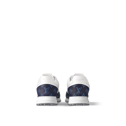 Sneaker Run Away - #11