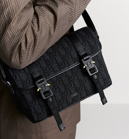Sac Messenger à rabat Dior Hit The Road Noir