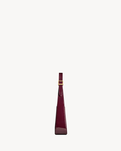 LE 5 À 7 EN CUIR VERNI - YSL