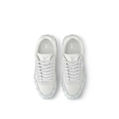 Sneaker Run Away - #12