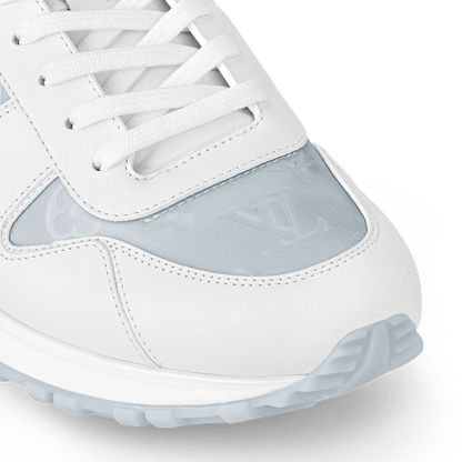 Sneaker Run Away - #7