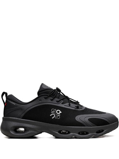 On Running Cloudsolo Loewe Black
