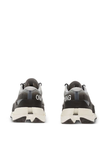 On Running Cloudboom Max White Black