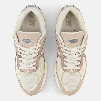 New Balance 2002R Cream - New Balance (2)