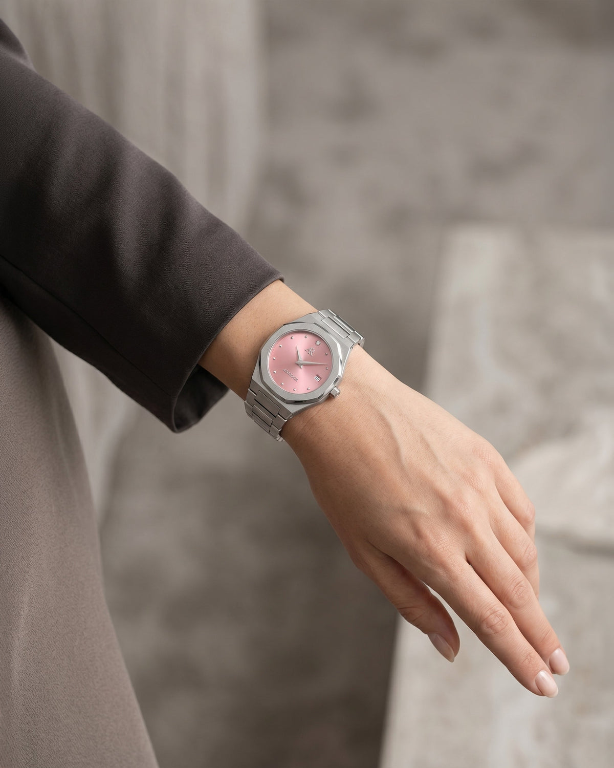 Silver/pink dial goddess (Pre-order ships out in August)