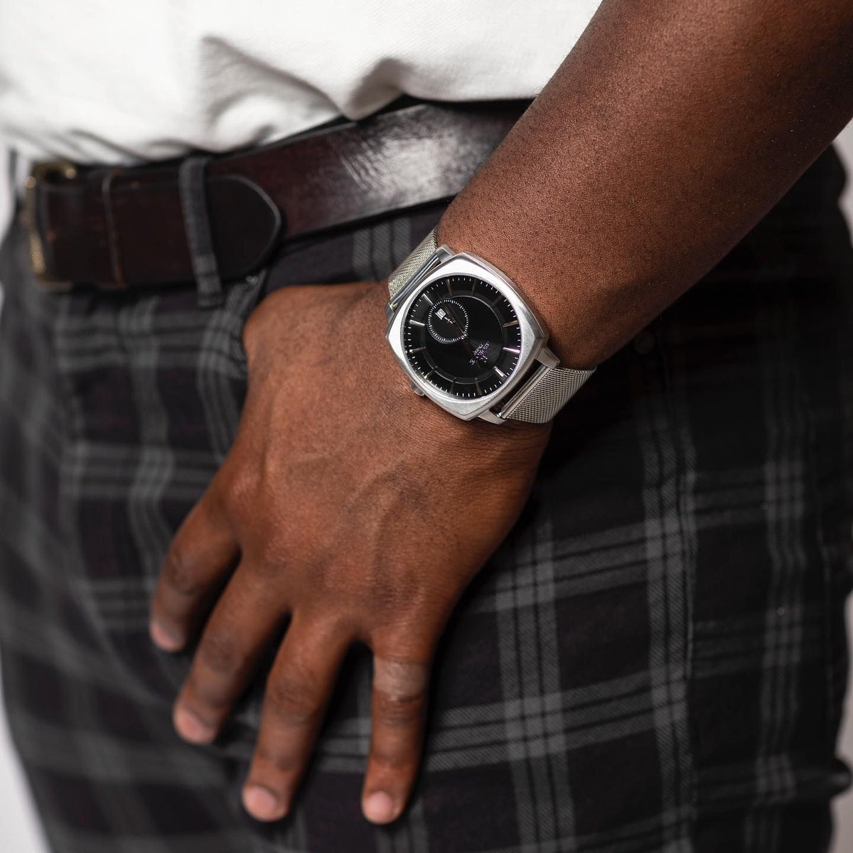 Black/Silver Monolith