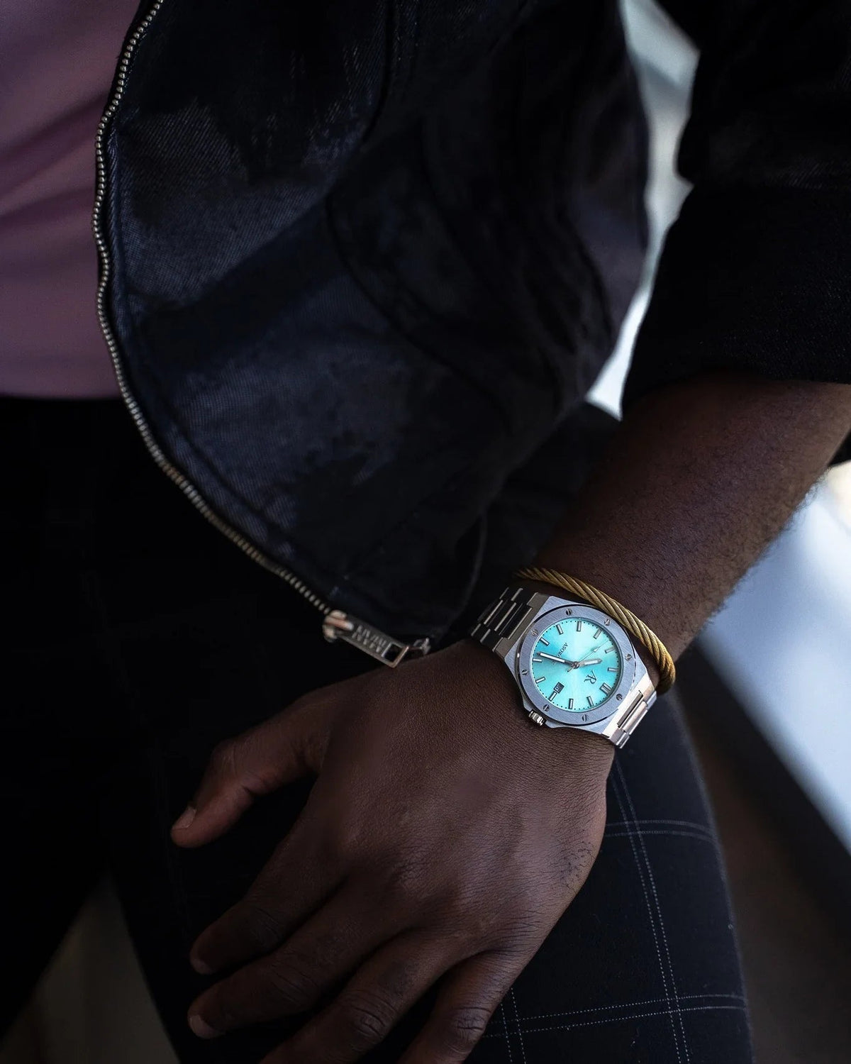 Silver/Blue turquoise dial Mansa