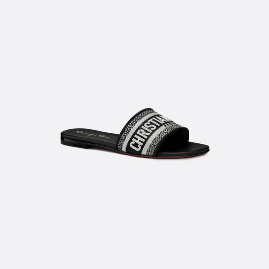 Dior - 30 Montaigne Slide Black Calfskin