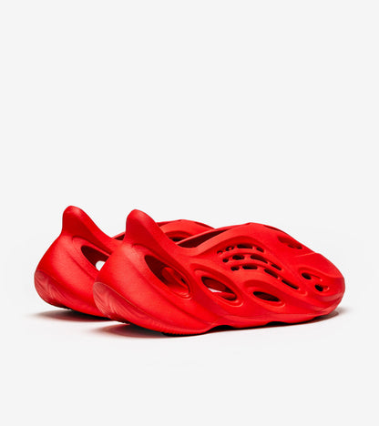 adidas Yeezy Foam RNNR Vermillion