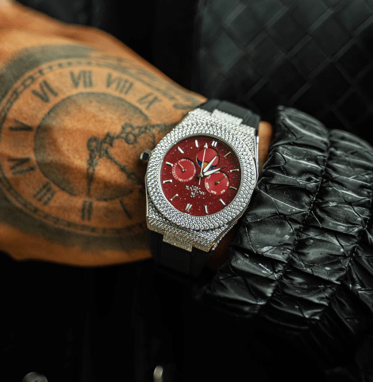 Iced transporter - small diamond bezel - rubber strap